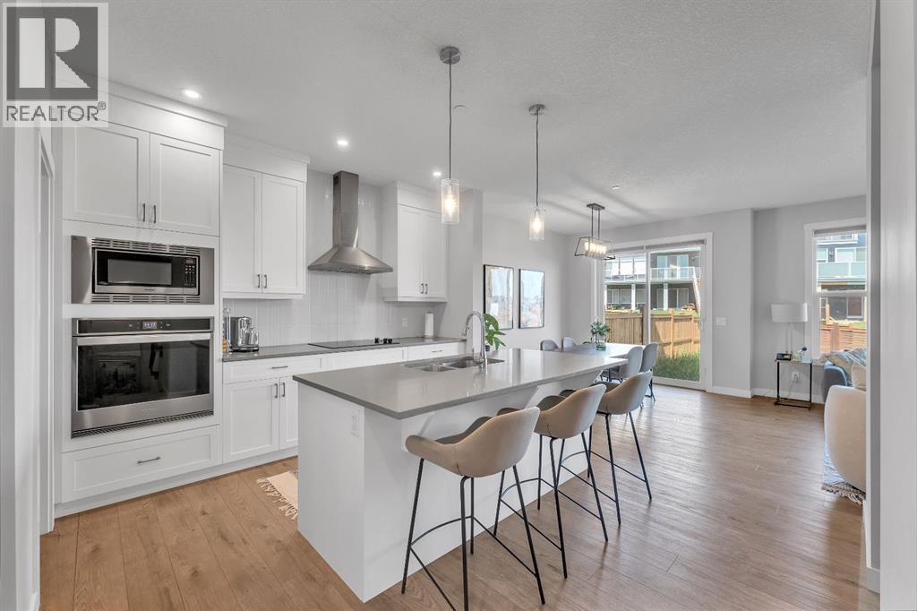 Photo 19 of 73 Calhoun Crescent Ne, Calgary AB