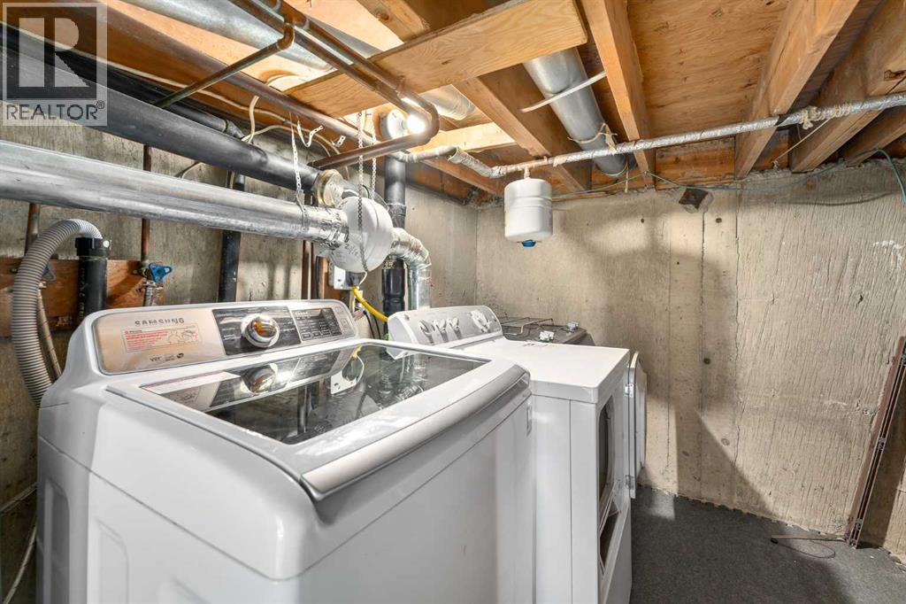 Single Family House for Sale in   Oakmoor Drive SW Palliser Calgary 
