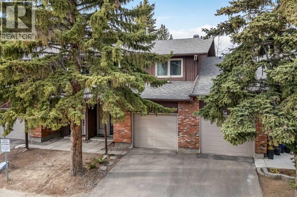 Single Family House for Sale in   Oakmoor Drive SW Palliser Calgary 
