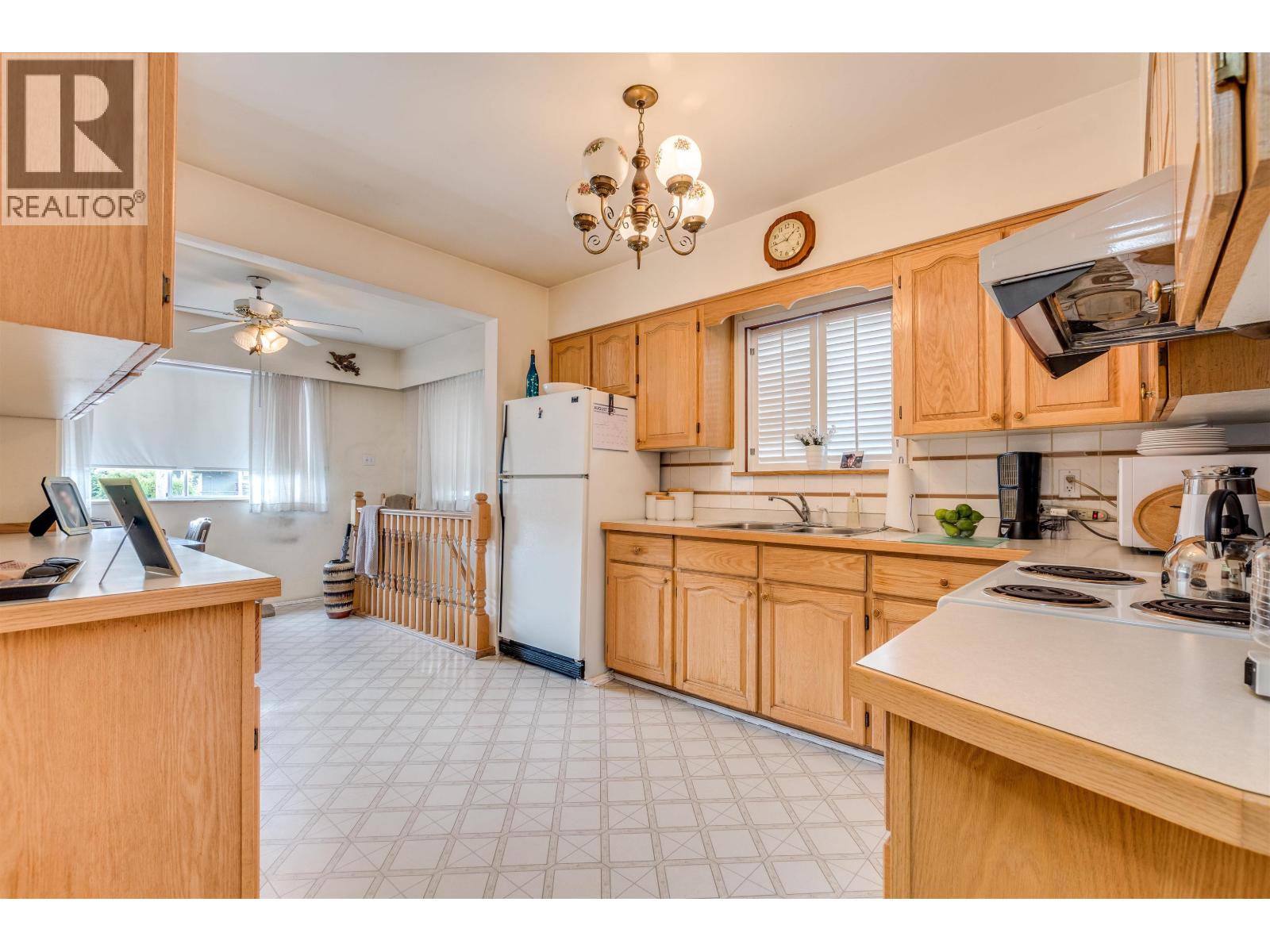Photo 21 of 2236 Kitchener Street, Vancouver BC