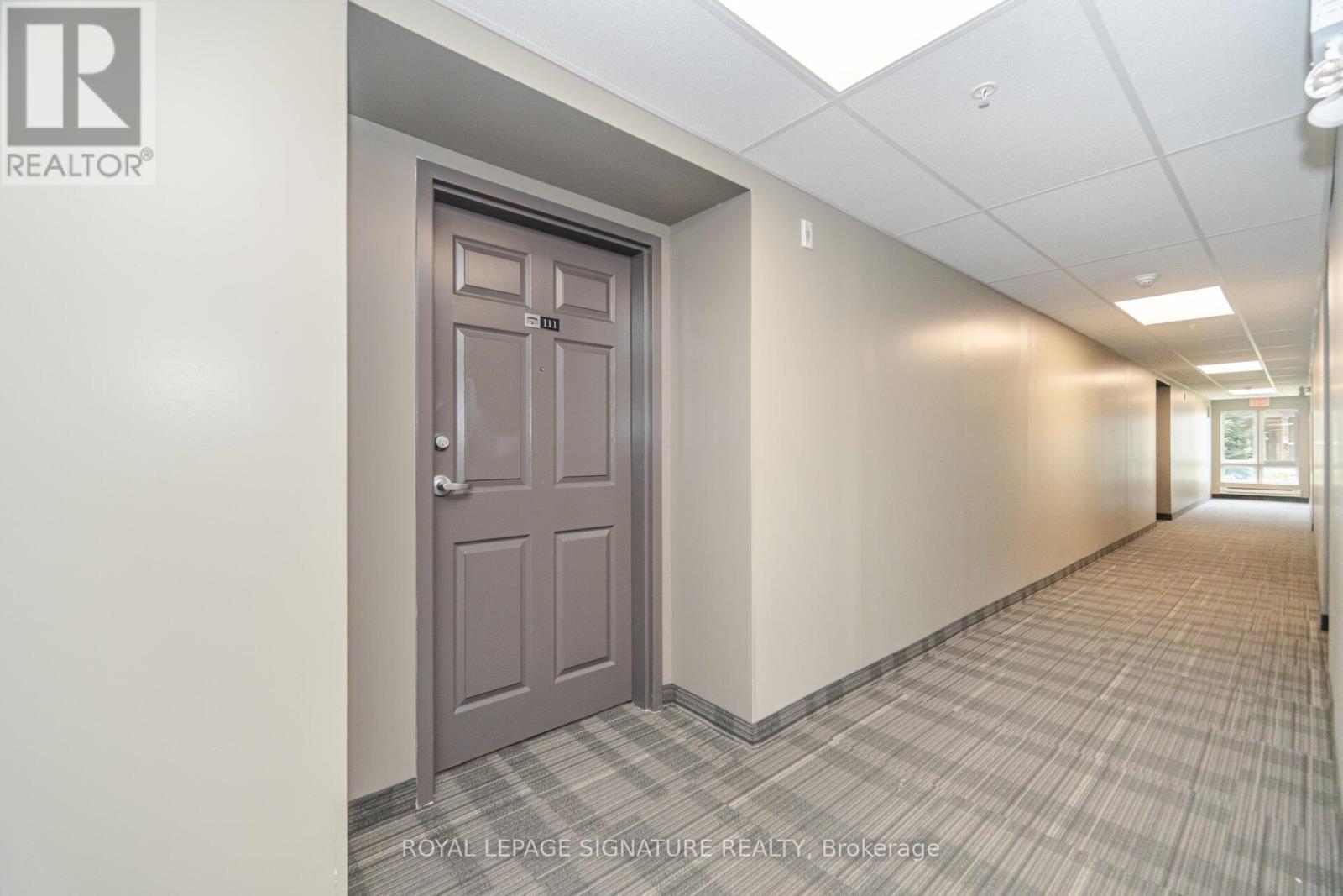 Photo 25 of 111 67 Kingsbury Square, Guelph ON