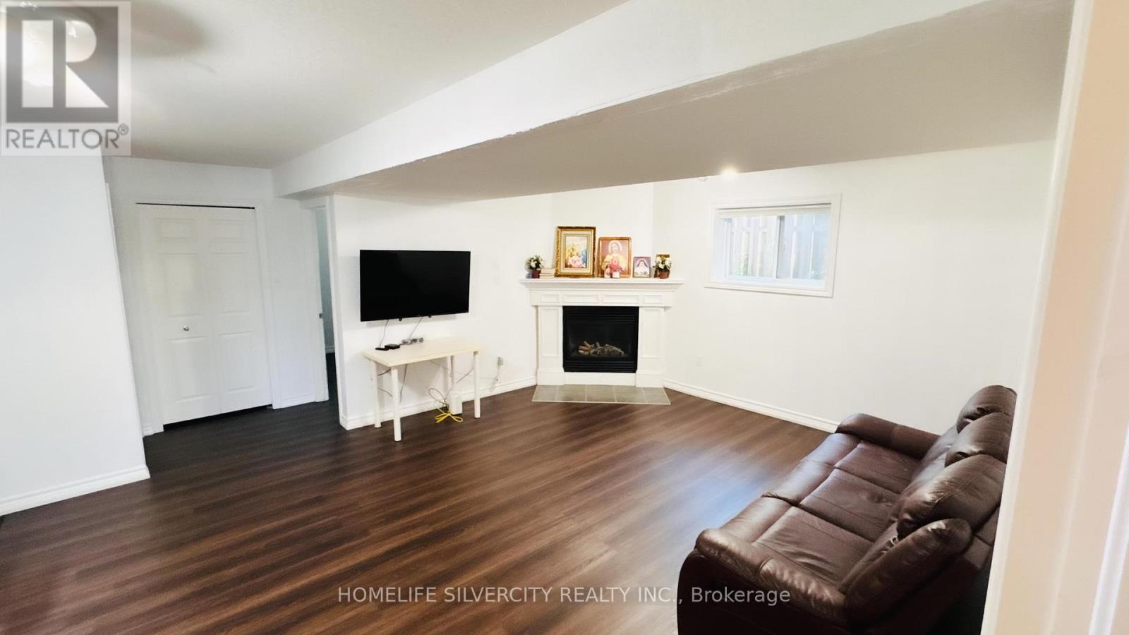 Photo 23 of 246 Mcmahen Street, London East ON