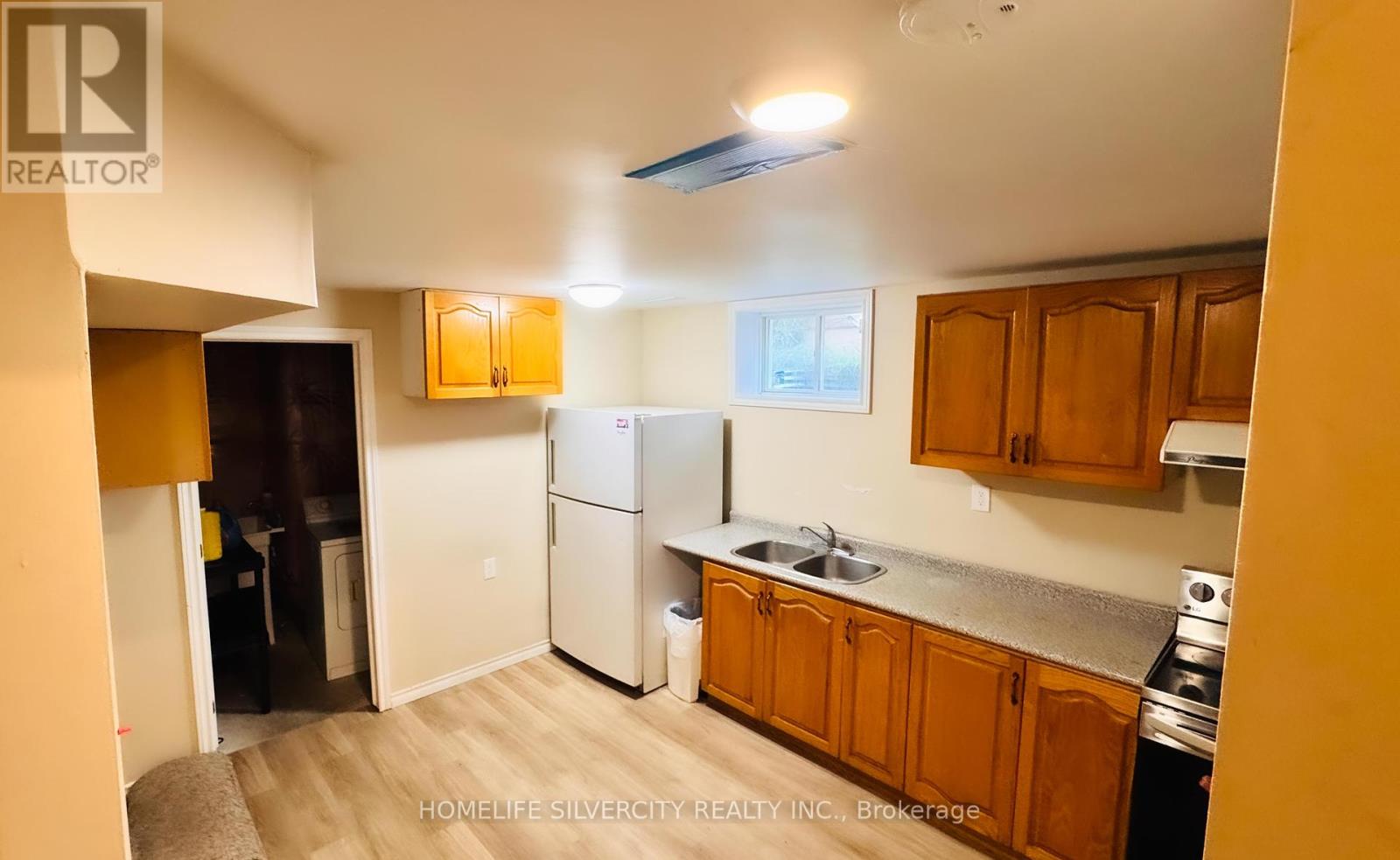 Photo 26 of 246 Mcmahen Street, London East ON