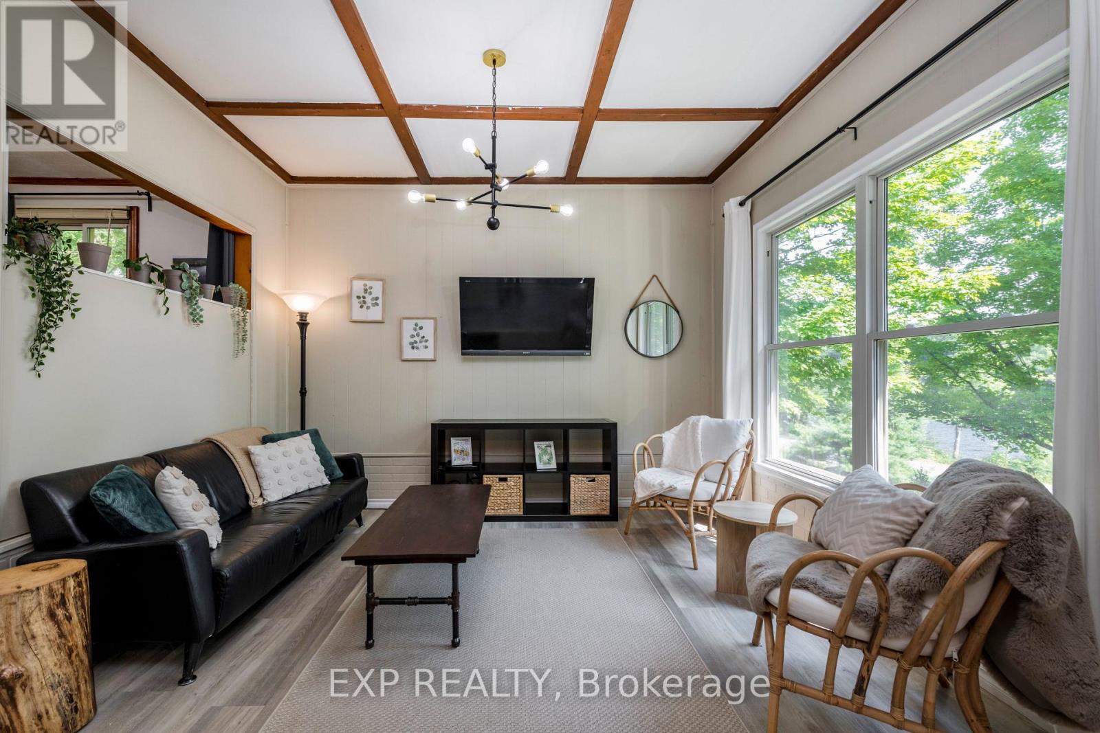 Photo 15 of 1867 Fraserburg Road, Bracebridge ON