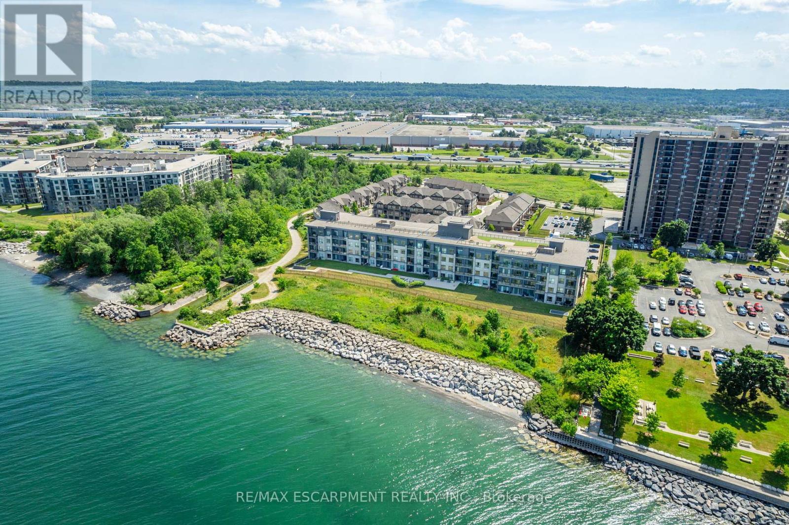 Photo 24 of 313 35 Southshore Crescent, Hamilton ON