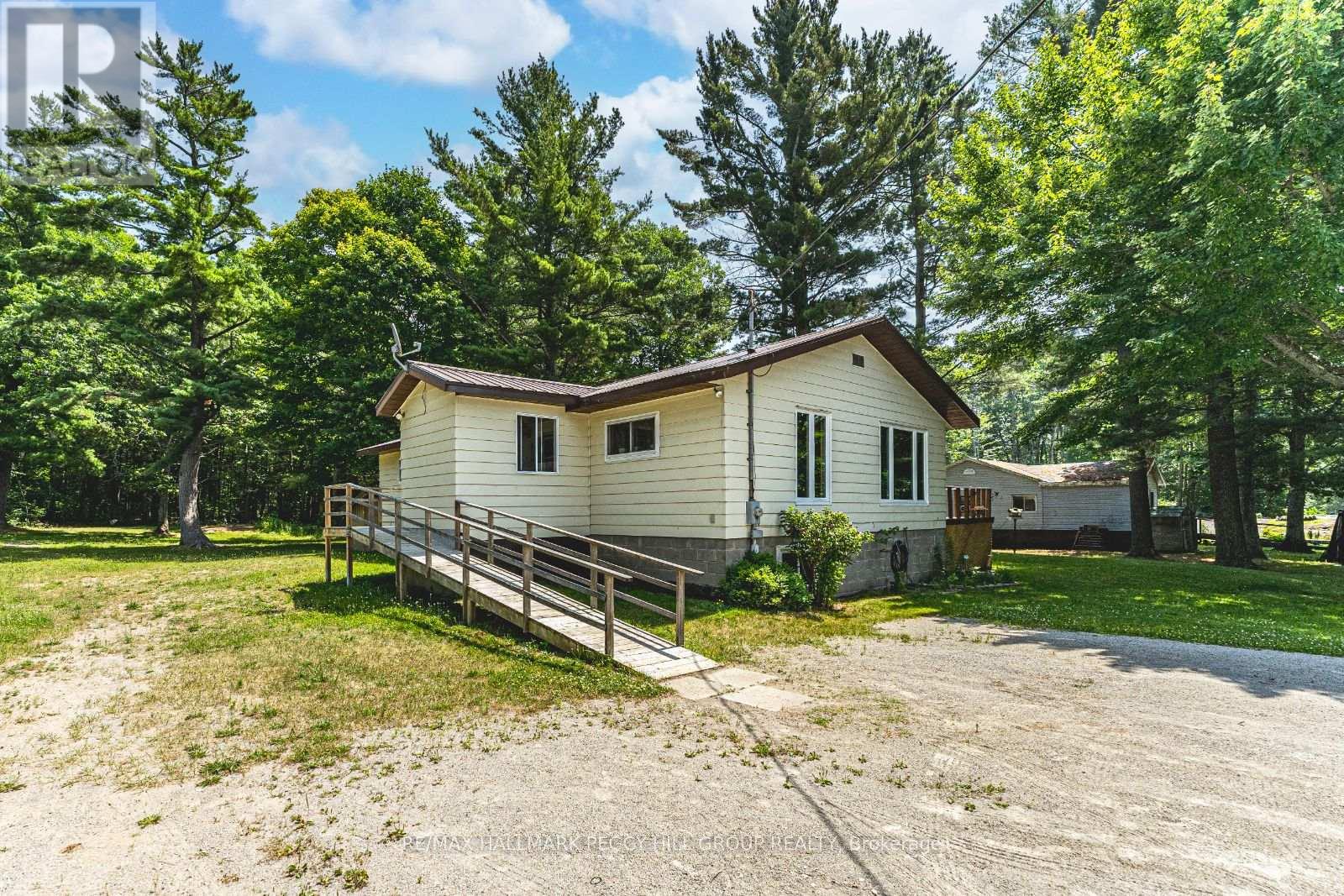 Photo 2 of 332 Baxter Loop Road, Georgian Bay ON