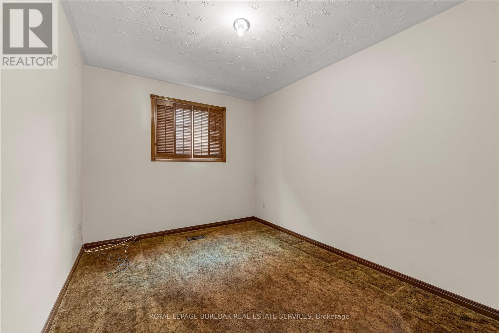 Photo 20 of 120 Ravenbury Drive, Hamilton ON