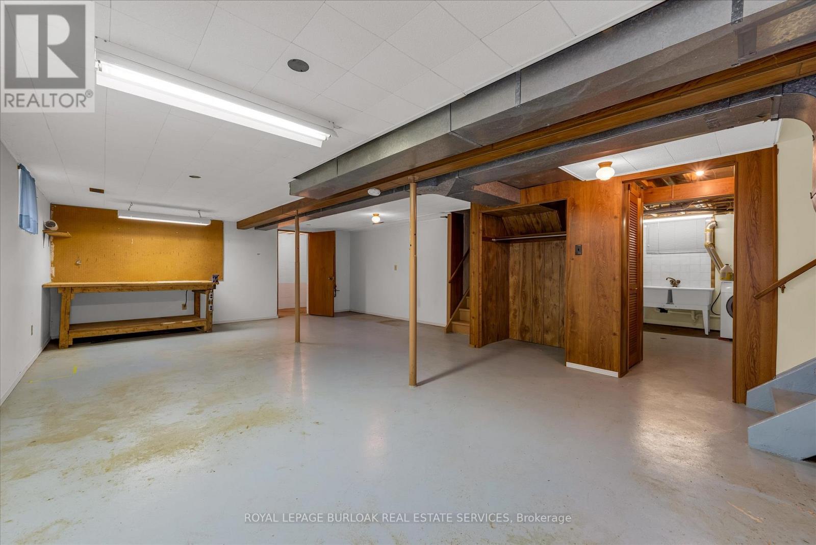 Photo 31 of 120 Ravenbury Drive, Hamilton ON