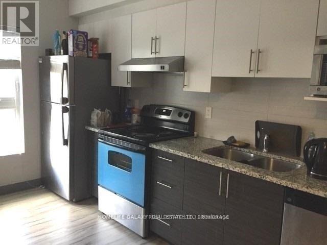 Photo 4 of 153 258 A Sunview Street, Waterloo ON