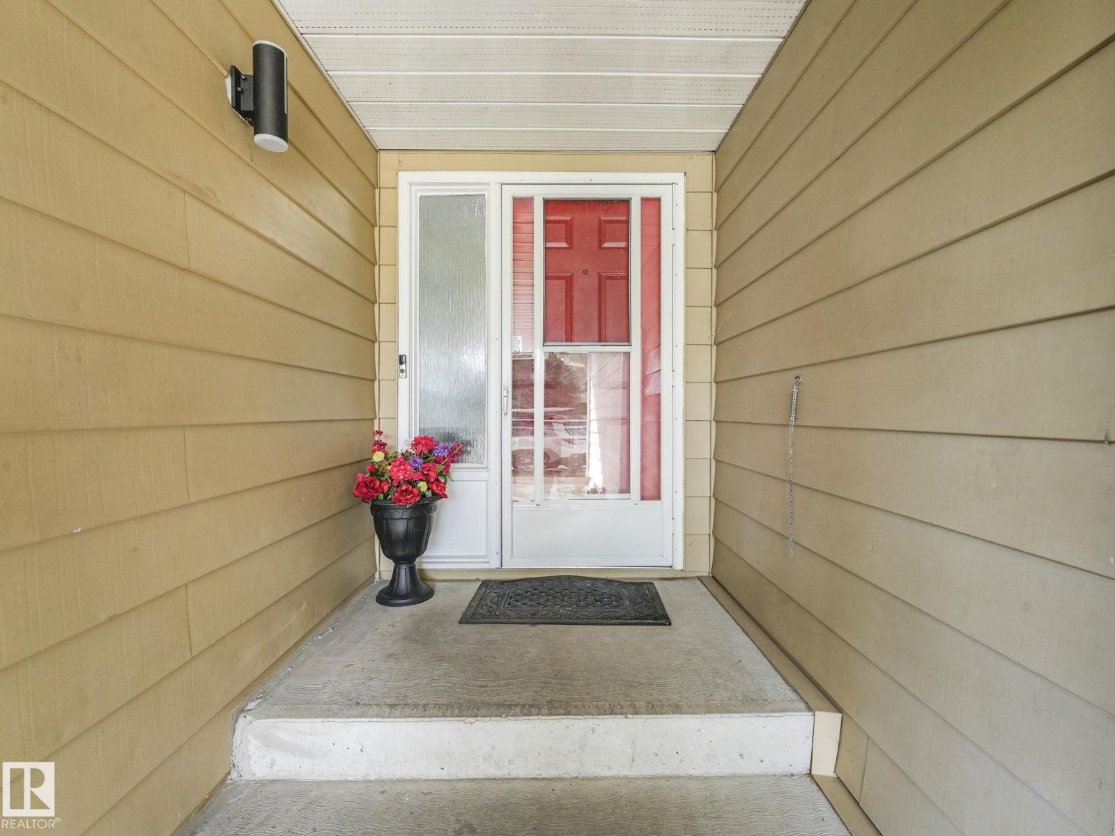 Photo 65 of 1704 53 St Nw, Edmonton AB