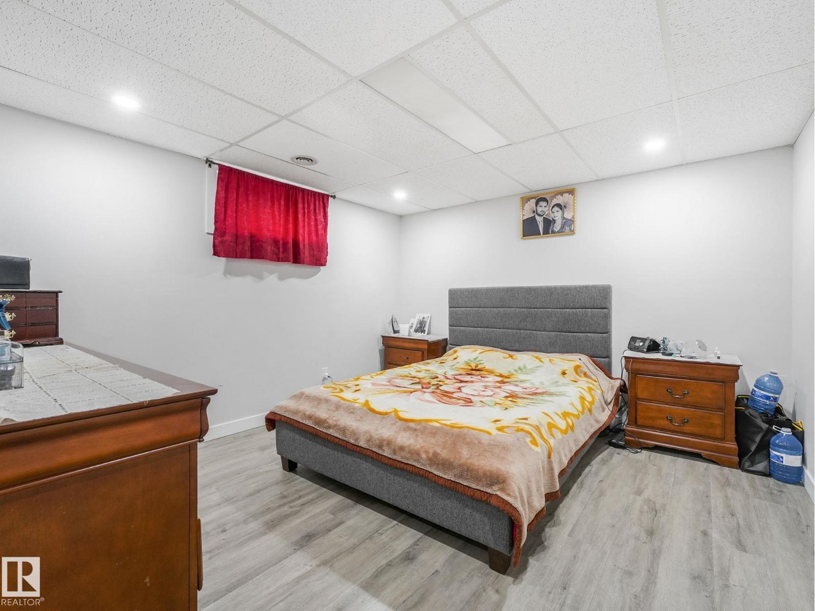Photo 41 of 1704 53 St Nw, Edmonton AB