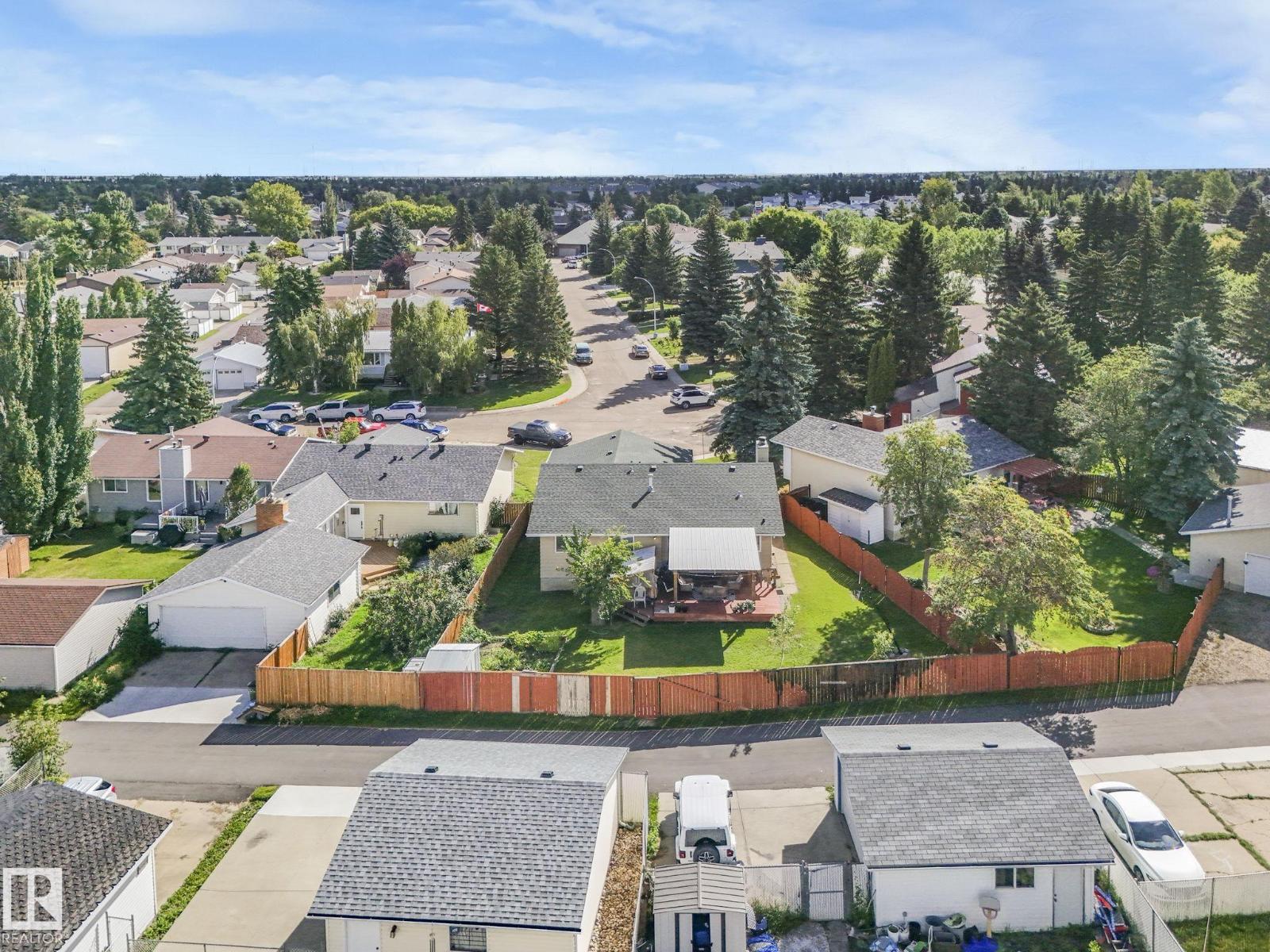 Photo 43 of 1704 53 St Nw, Edmonton AB
