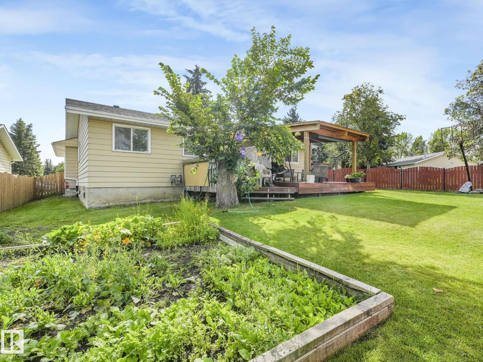 Photo 38 of 1704 53 St Nw, Edmonton AB