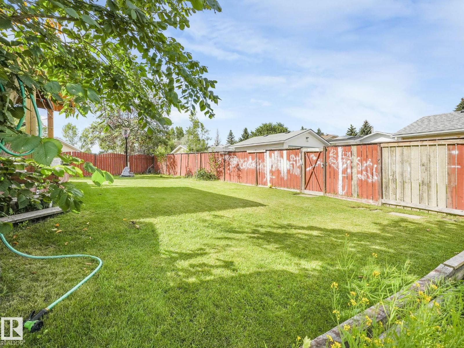 Photo 63 of 1704 53 St Nw, Edmonton AB