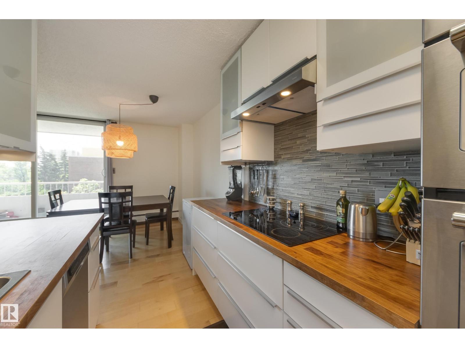 Photo 12 of 504 9909 110 St Nw, Edmonton AB