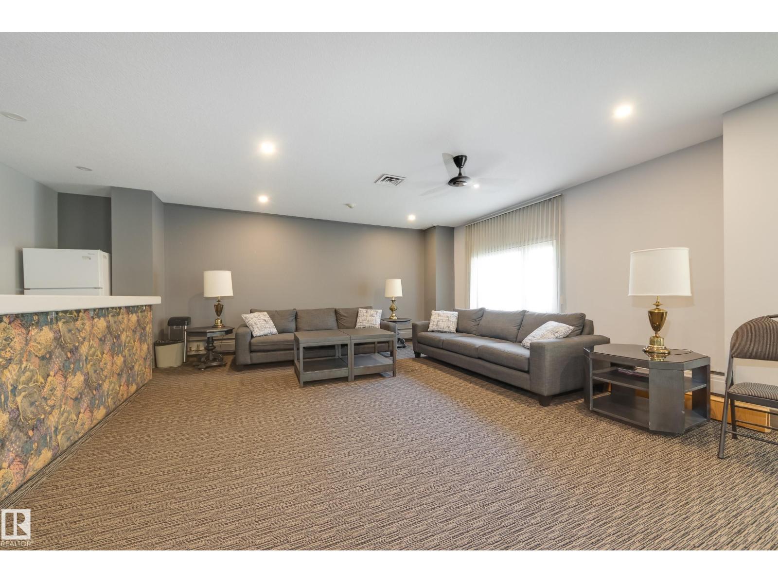 Photo 5 of 504 9909 110 St Nw, Edmonton AB