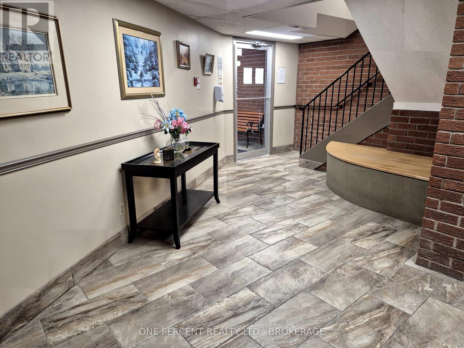 Photo 18 of 116 561 Armstrong Road, Kingston ON