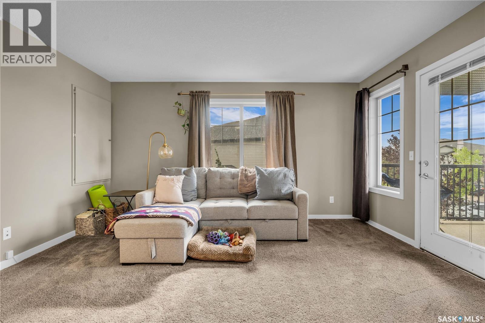 Photo 2 of 170 5079 James Hill Road, Regina SK