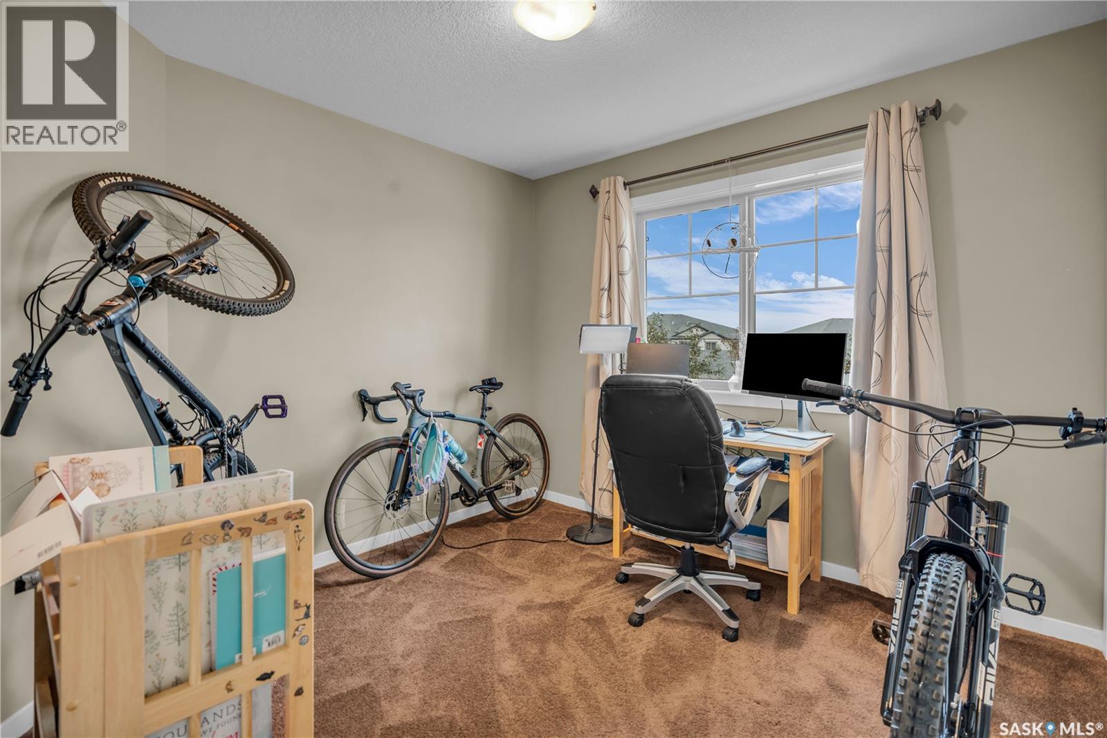 Photo 15 of 170 5079 James Hill Road, Regina SK
