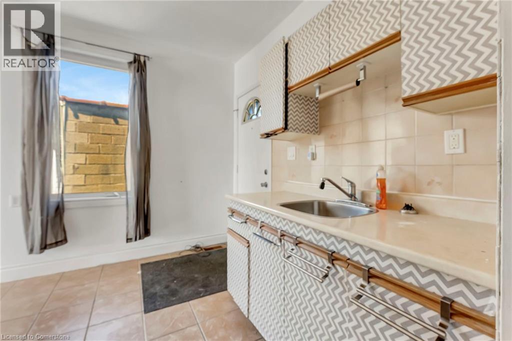 Photo 34 of 893 Barton Street E, Hamilton ON