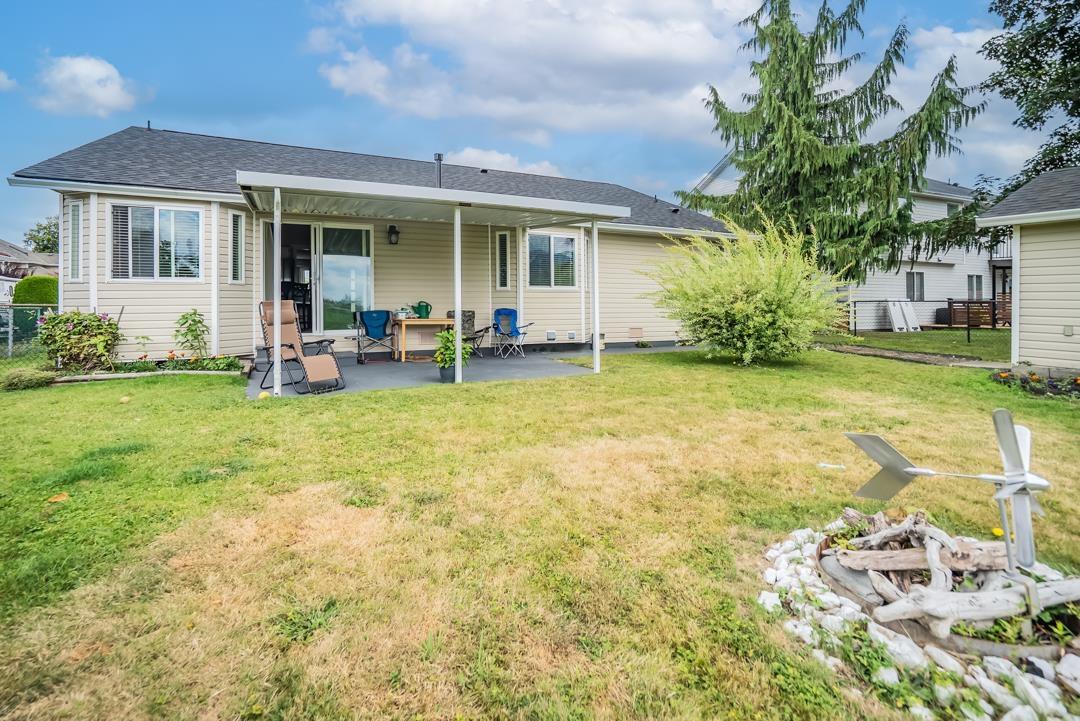 Photo 31 of 6990 Coach Lamp Drive Sardis West Vedder, Chilliwack BC