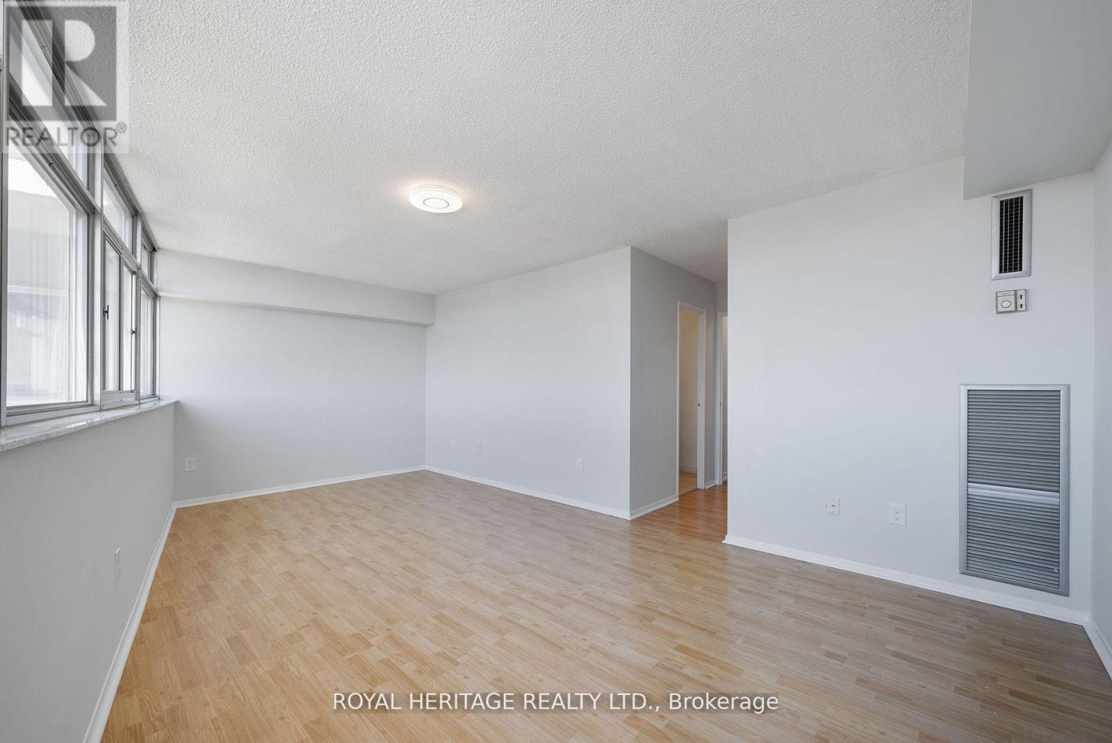 Photo 37 of 1207 3151 Bridletowne Circle, Toronto ON