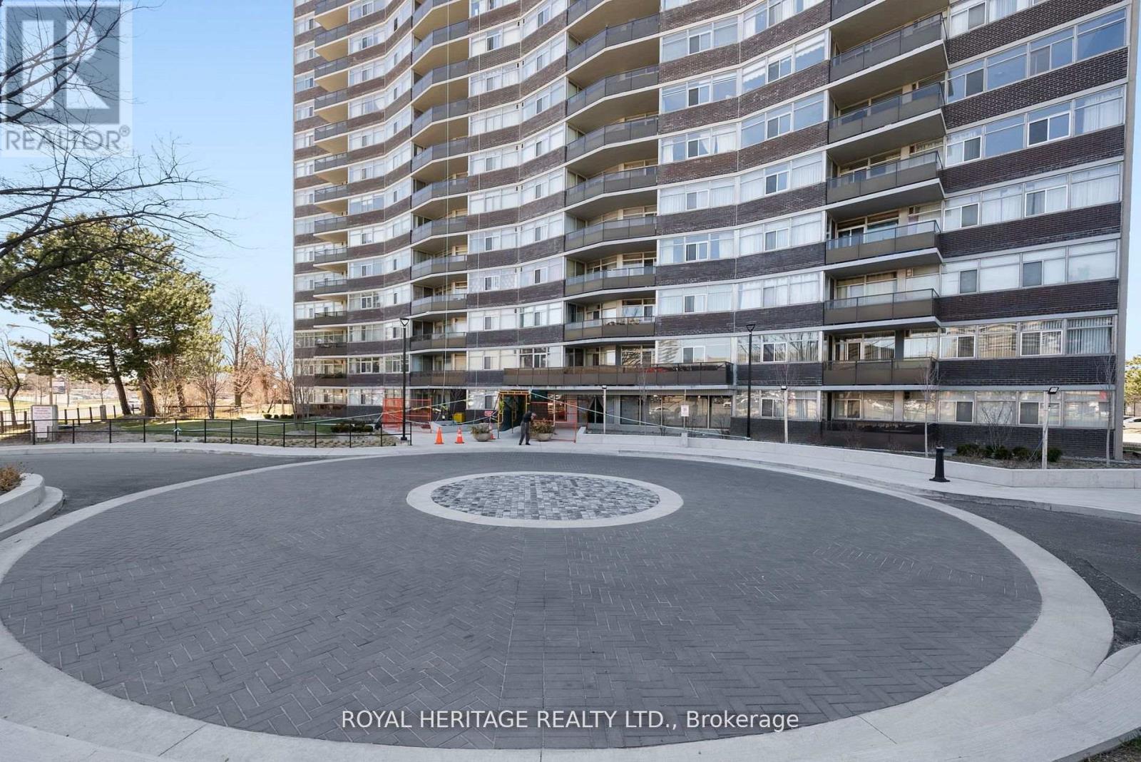 Photo 23 of 1207 3151 Bridletowne Circle, Toronto ON