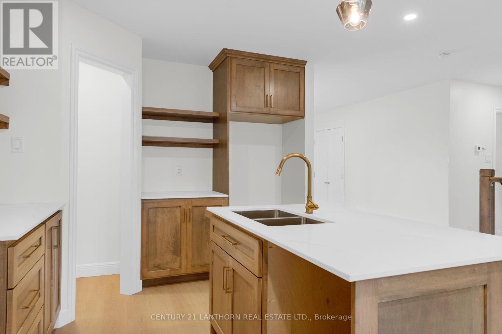 Photo 10 of 91 Duncan Street, Centre Hastings ON