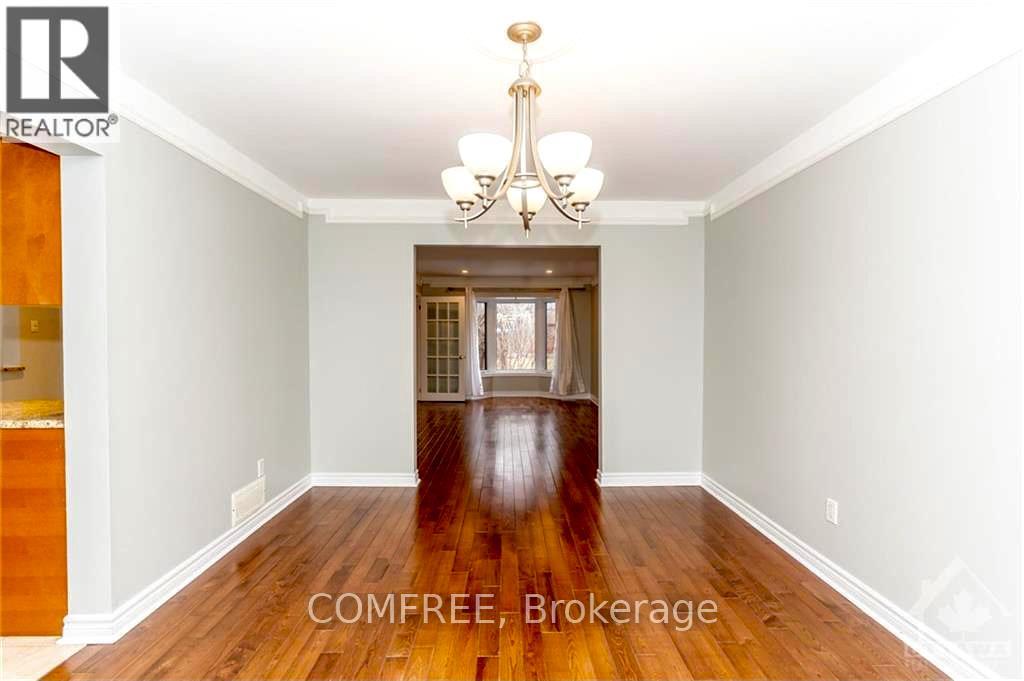 Photo 27 of 152 Twyford Street, Ottawa ON