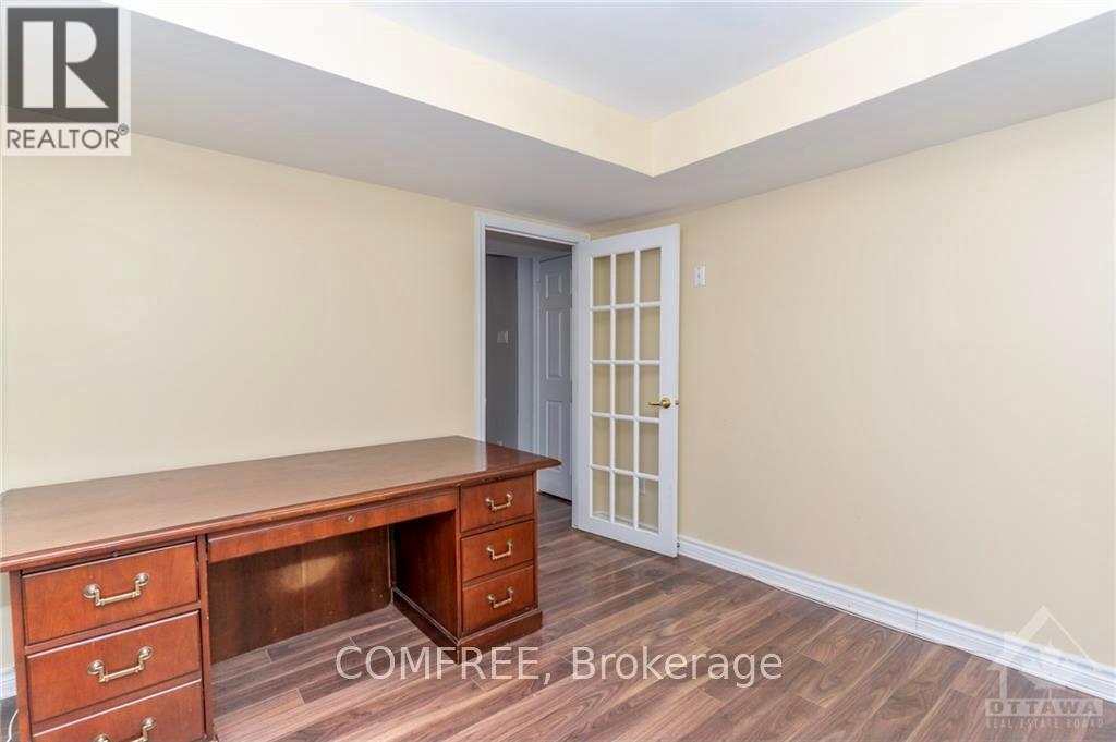 Photo 25 of 152 Twyford Street, Ottawa ON
