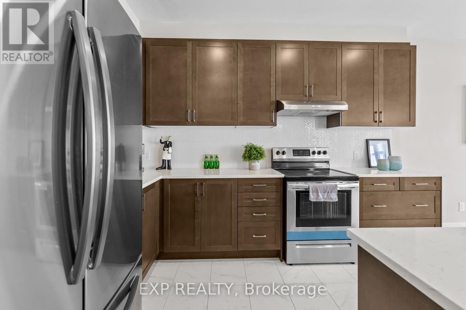 Photo 25 of 288 Billrian Crescent, Ottawa ON