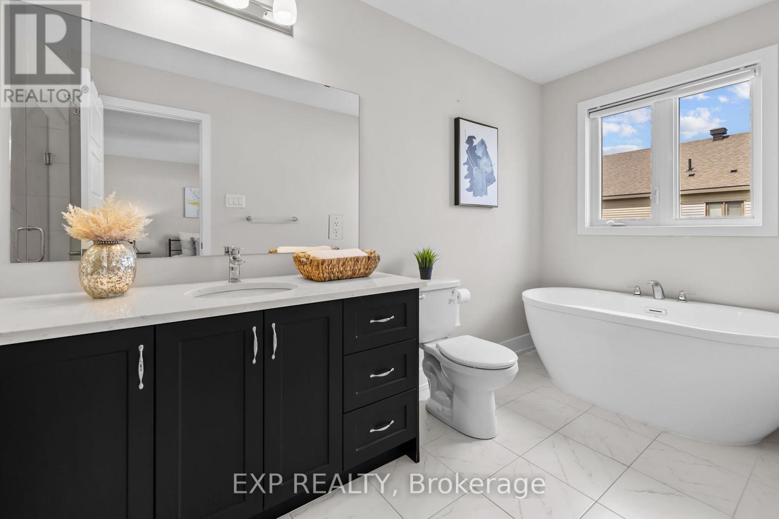 Photo 17 of 288 Billrian Crescent, Ottawa ON