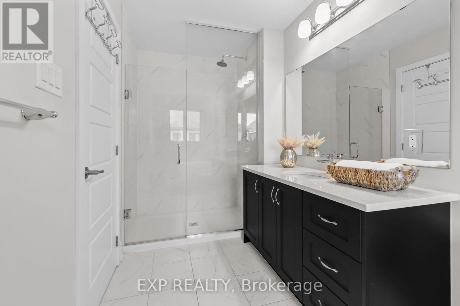 Photo 30 of 288 Billrian Crescent, Ottawa ON