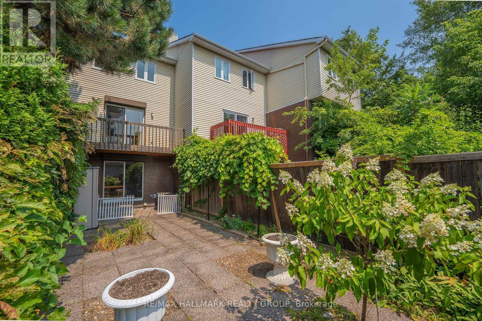 Photo 39 of 1916 Russell Road, Ottawa ON