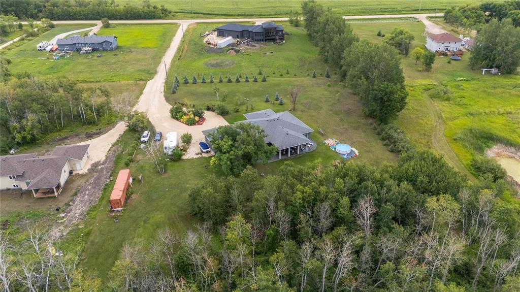 Photo 46 of 49074 Mun 22 E Road, Ile Des Chenes MB