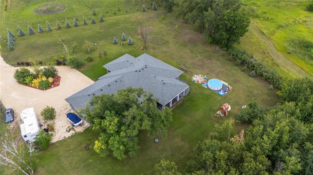 Photo 48 of 49074 Mun 22 E Road, Ile Des Chenes MB