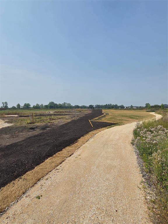 Photo 3 of 28 Bremner Drive, Headingley MB