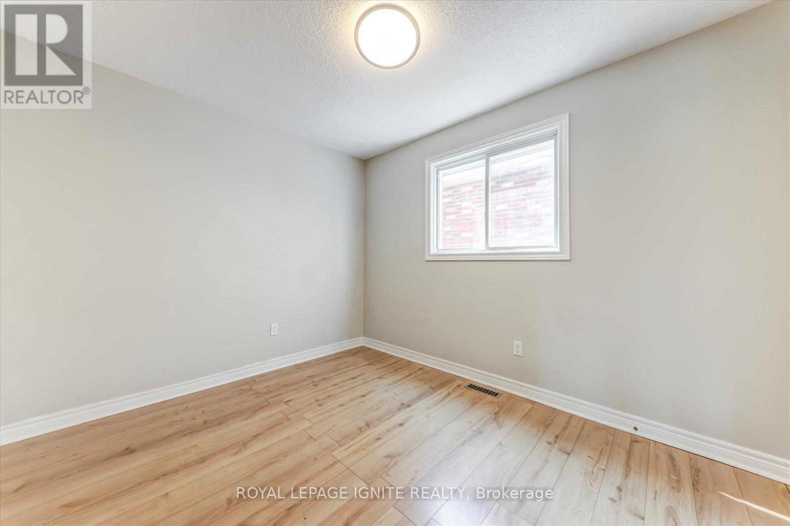 Photo 39 of 79 Gatestone Drive, Hamilton ON