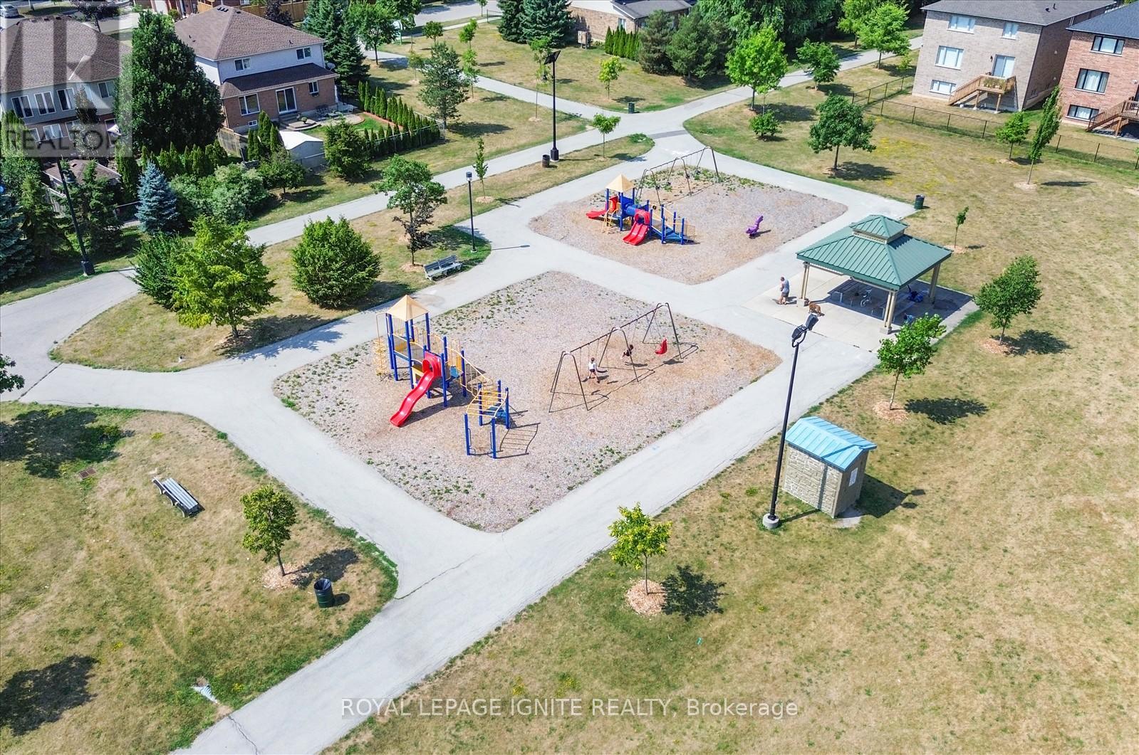 Photo 34 of 79 Gatestone Drive, Hamilton ON