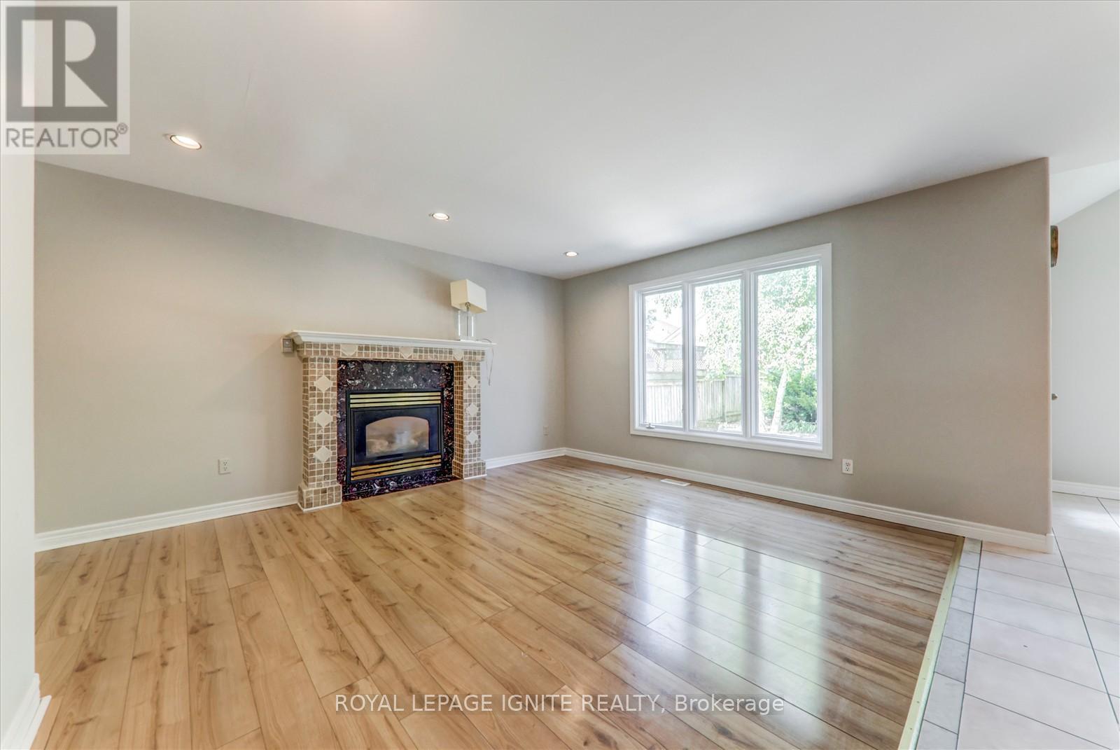 Photo 41 of 79 Gatestone Drive, Hamilton ON