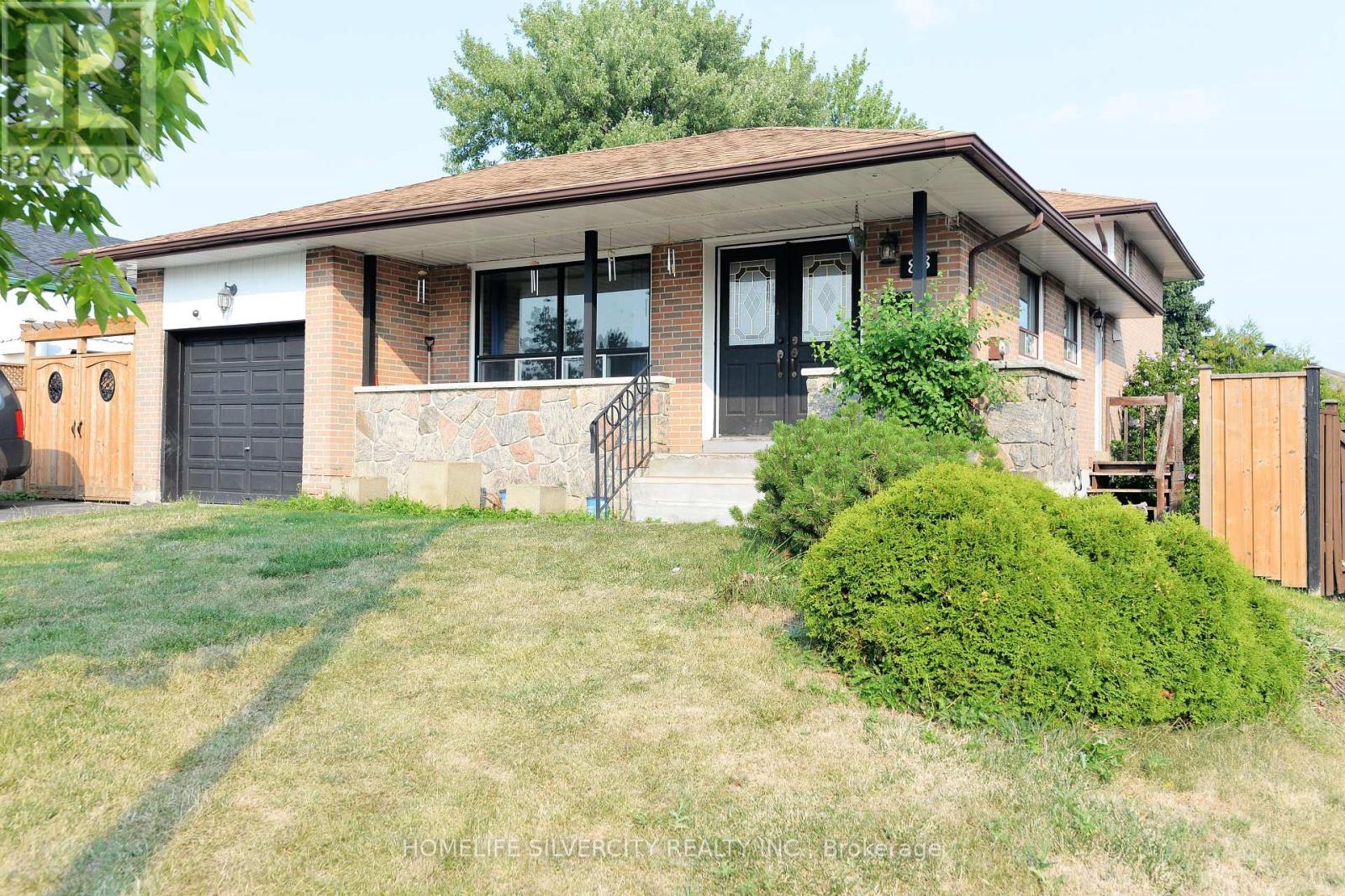 Photo 17 of 88 Ardglen Drive, Brampton ON
