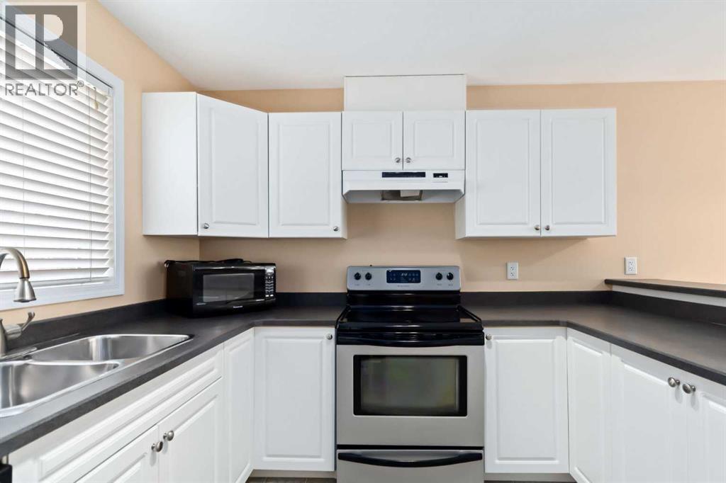 Photo 13 of 25 187 Millennium Gate, Fort Mcmurray AB