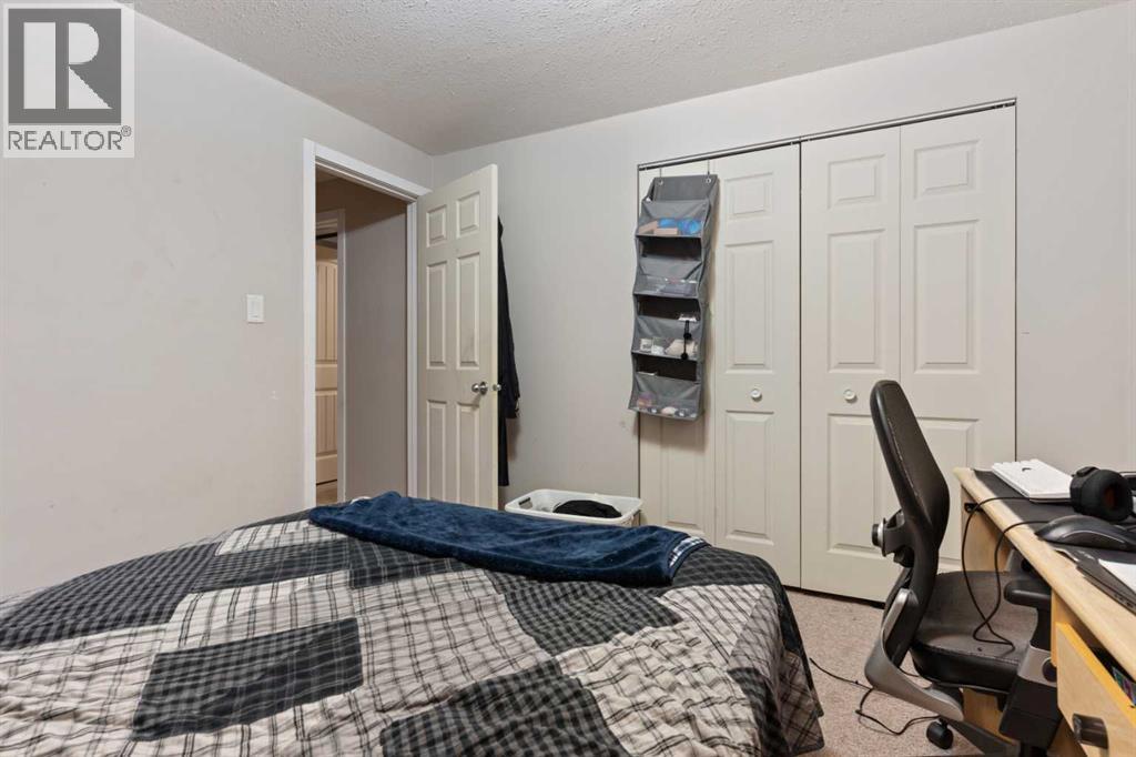 Single Family House Bungalow for Sale in   Street Victoria Park Camrose 