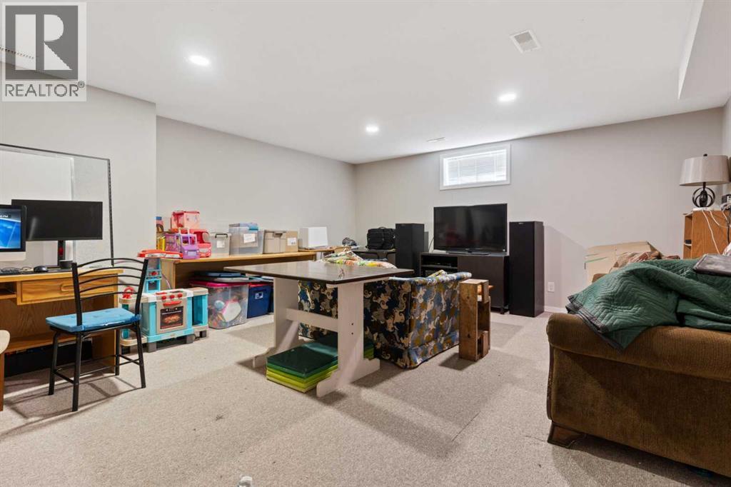 Single Family House Bungalow for Sale in   Street Victoria Park Camrose 
