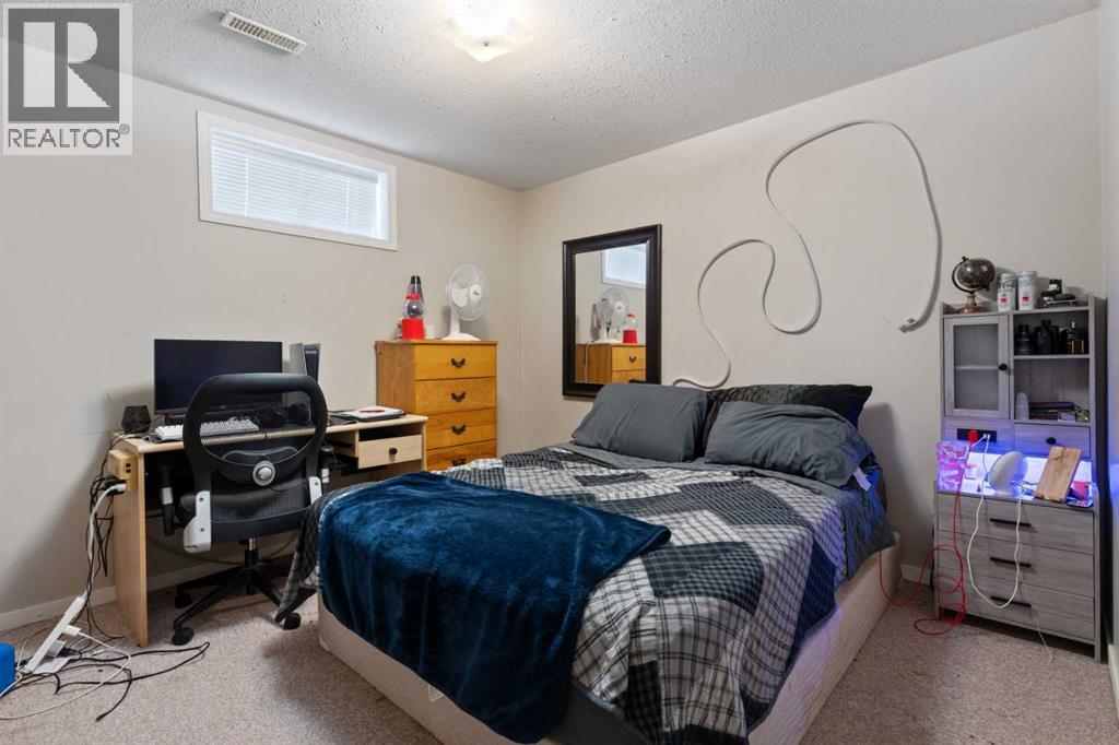 Single Family House Bungalow for Sale in   Street Victoria Park Camrose 