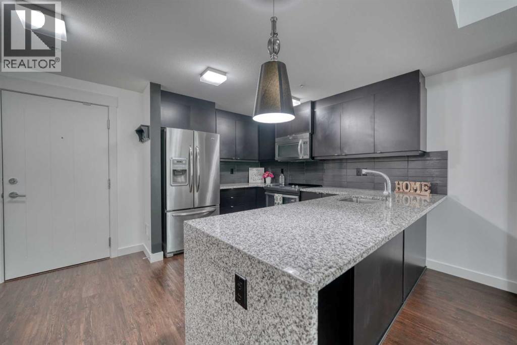 119, 45 Aspenmont Heights SW, Calgary, Alberta