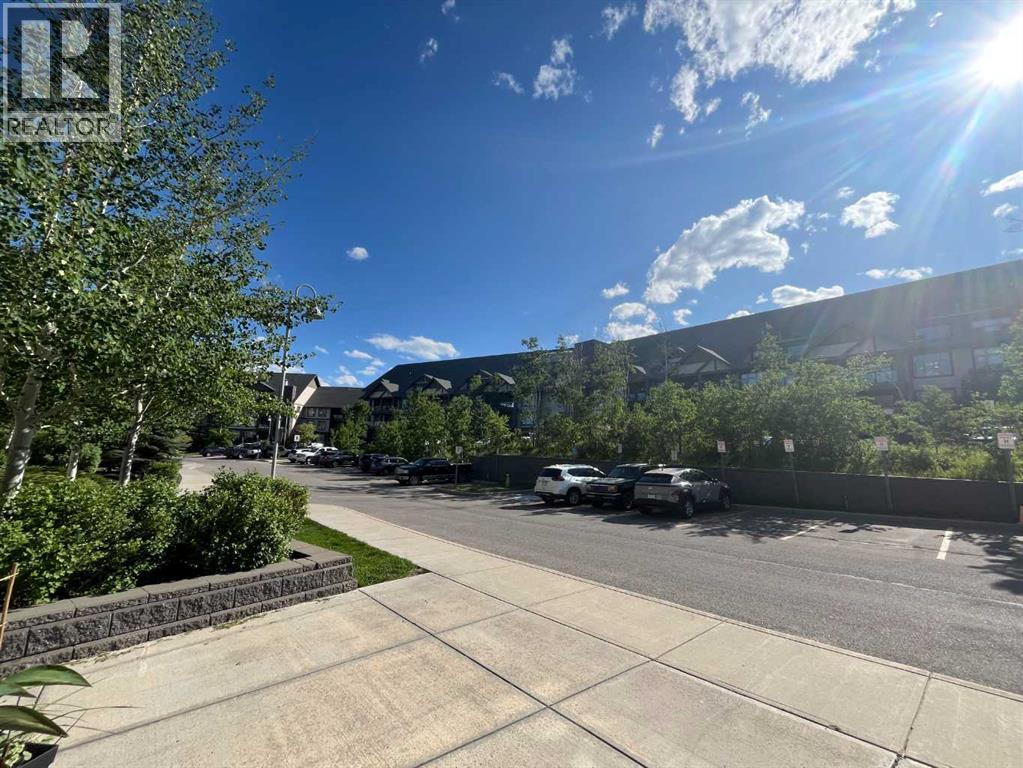Single Family House for Sale in   Aspenmont Heights SW Aspen Woods Calgary 