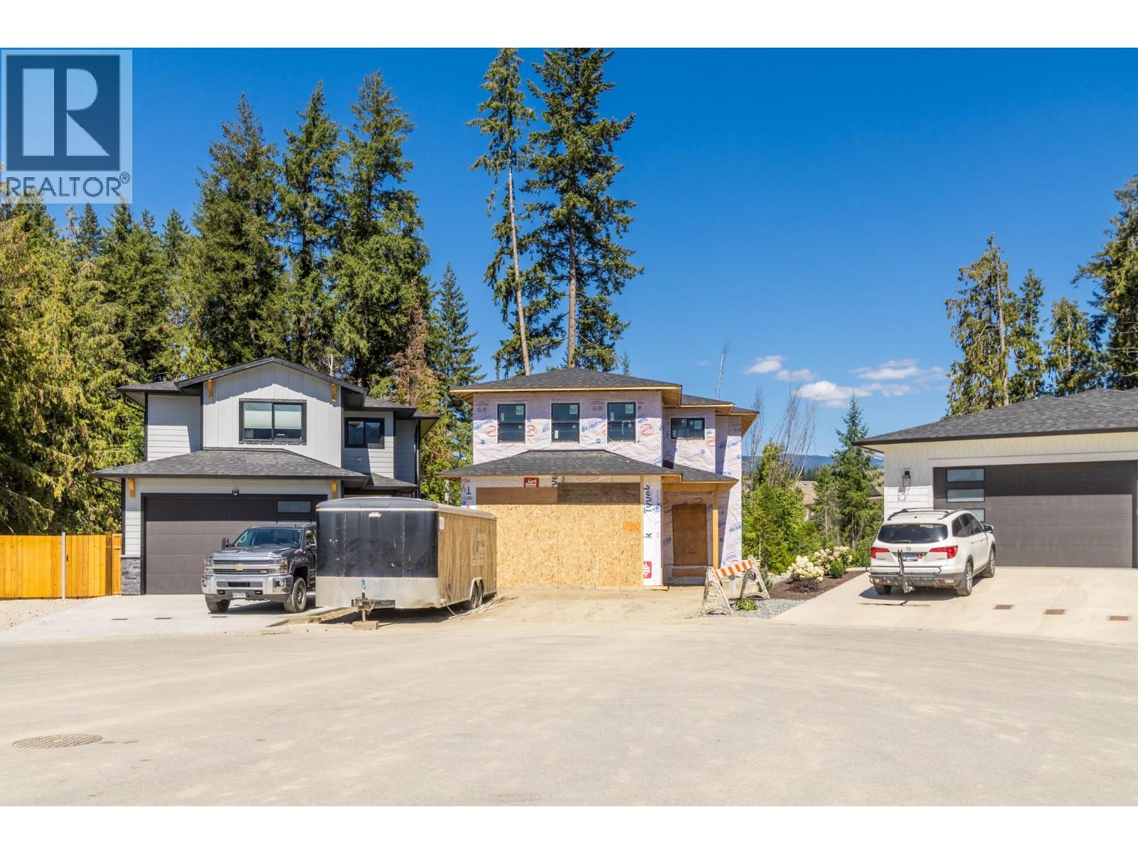 Photo 7 of 1500 21 Street Ne, Salmon Arm BC