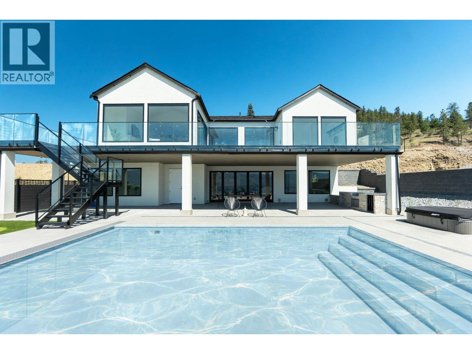  1327 Vineyard Drive, West Kelowna