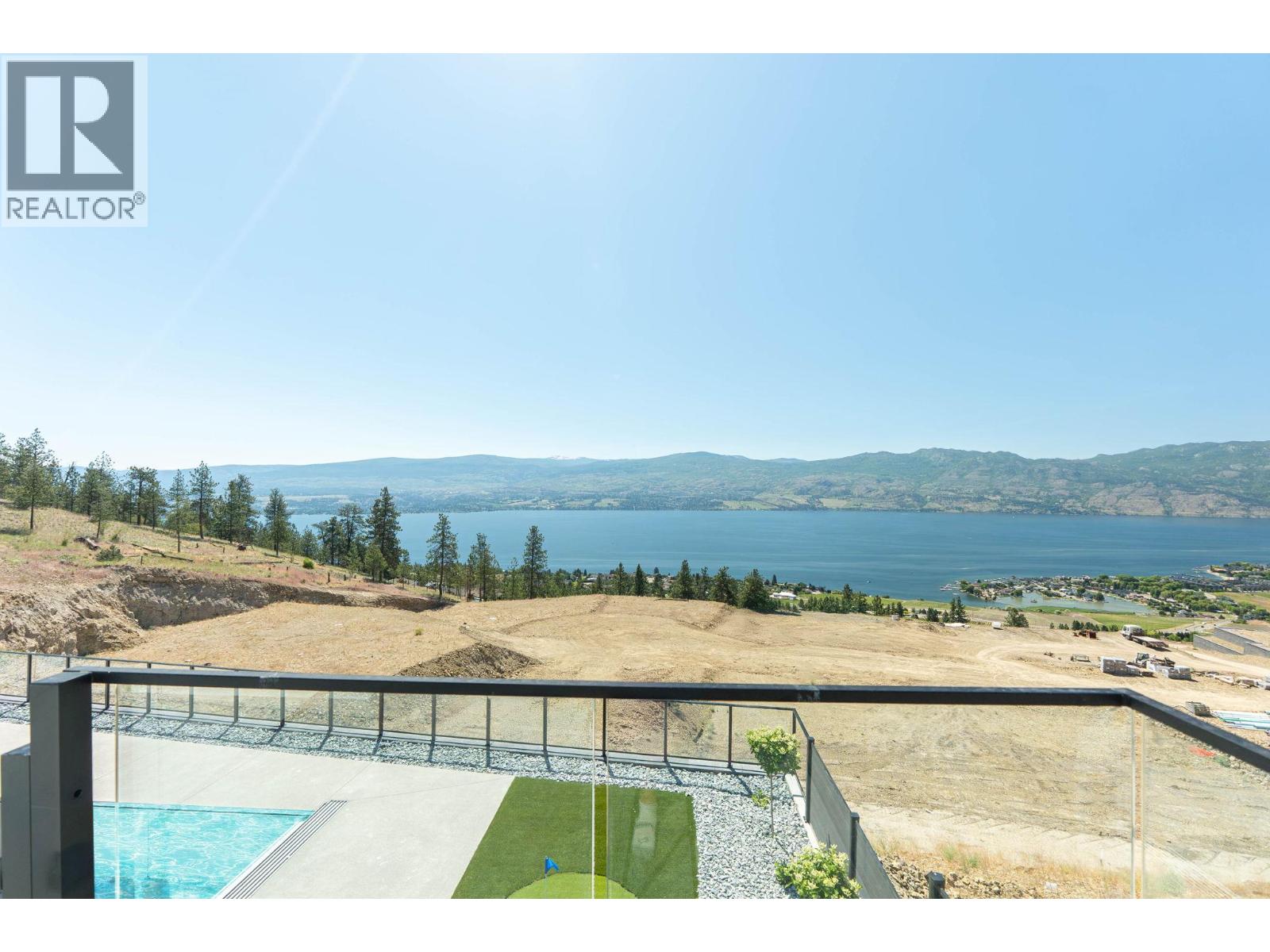  1327 Vineyard Drive, West Kelowna